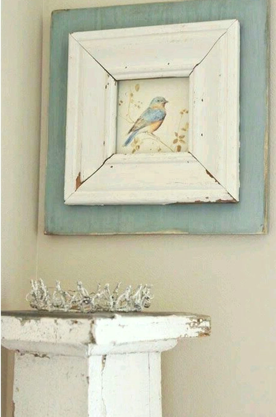 Inviting reading corner brings texture to the composition, creating a mood that feels clear and inviting.